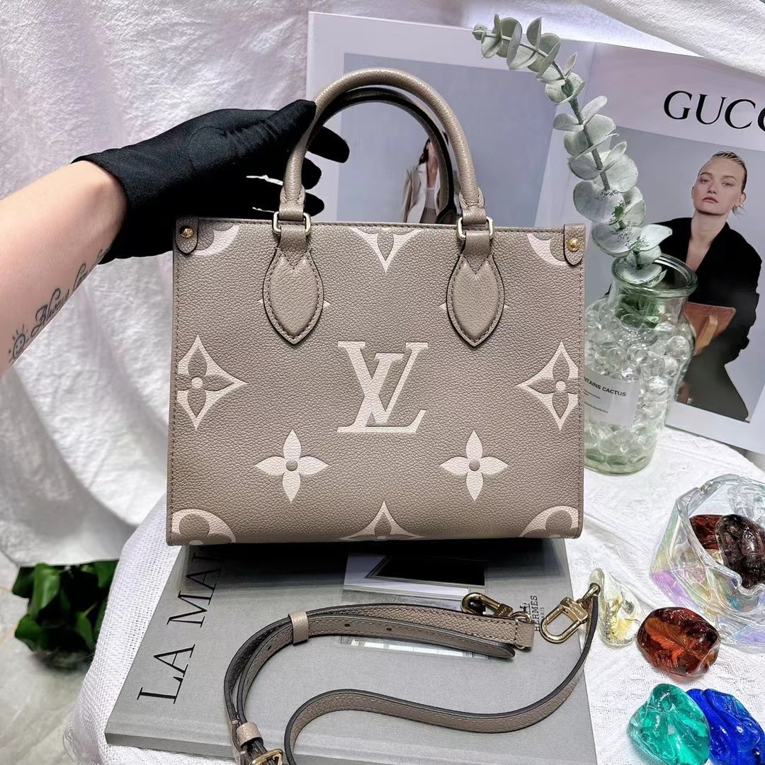 レア・早い者勝ち⭐️新品未使用・箱付き⭐️LOUIS VUITTON 手袋 ヴィトン 楽天市場】LOUIS VUITTON ルイヴィトン MP3225 NIGOコラボ